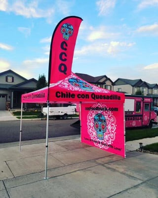10x10 Pop Up Tent with Single-Sided Back Wall, 8' Feather Flag
